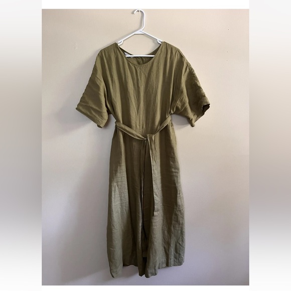 Linenfox Olive Green Jumpsuit - Picture 6 of 8